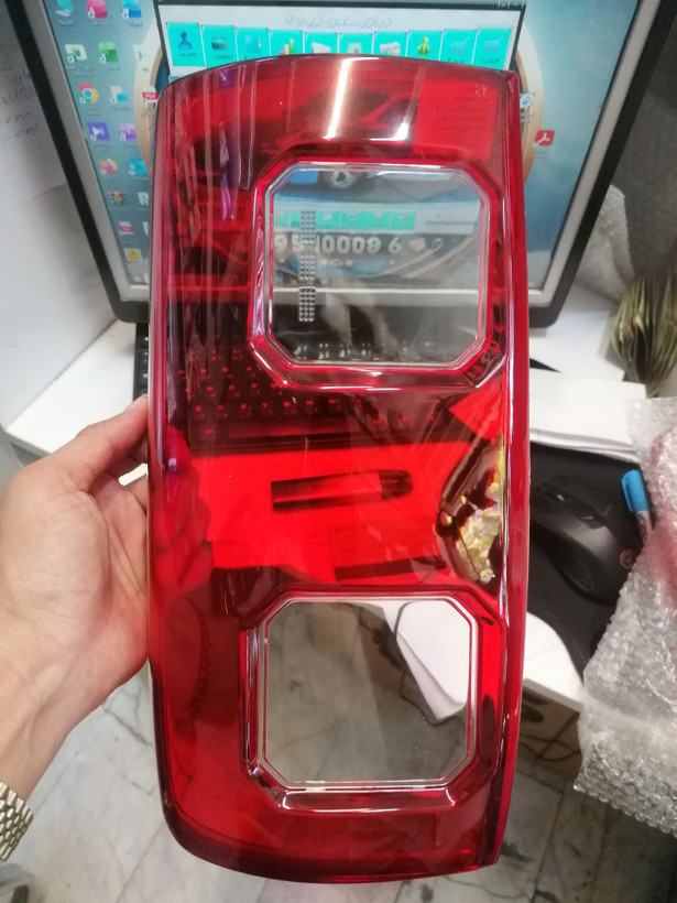 طلق خطر راست کی ام سی تی 8 KMC T8