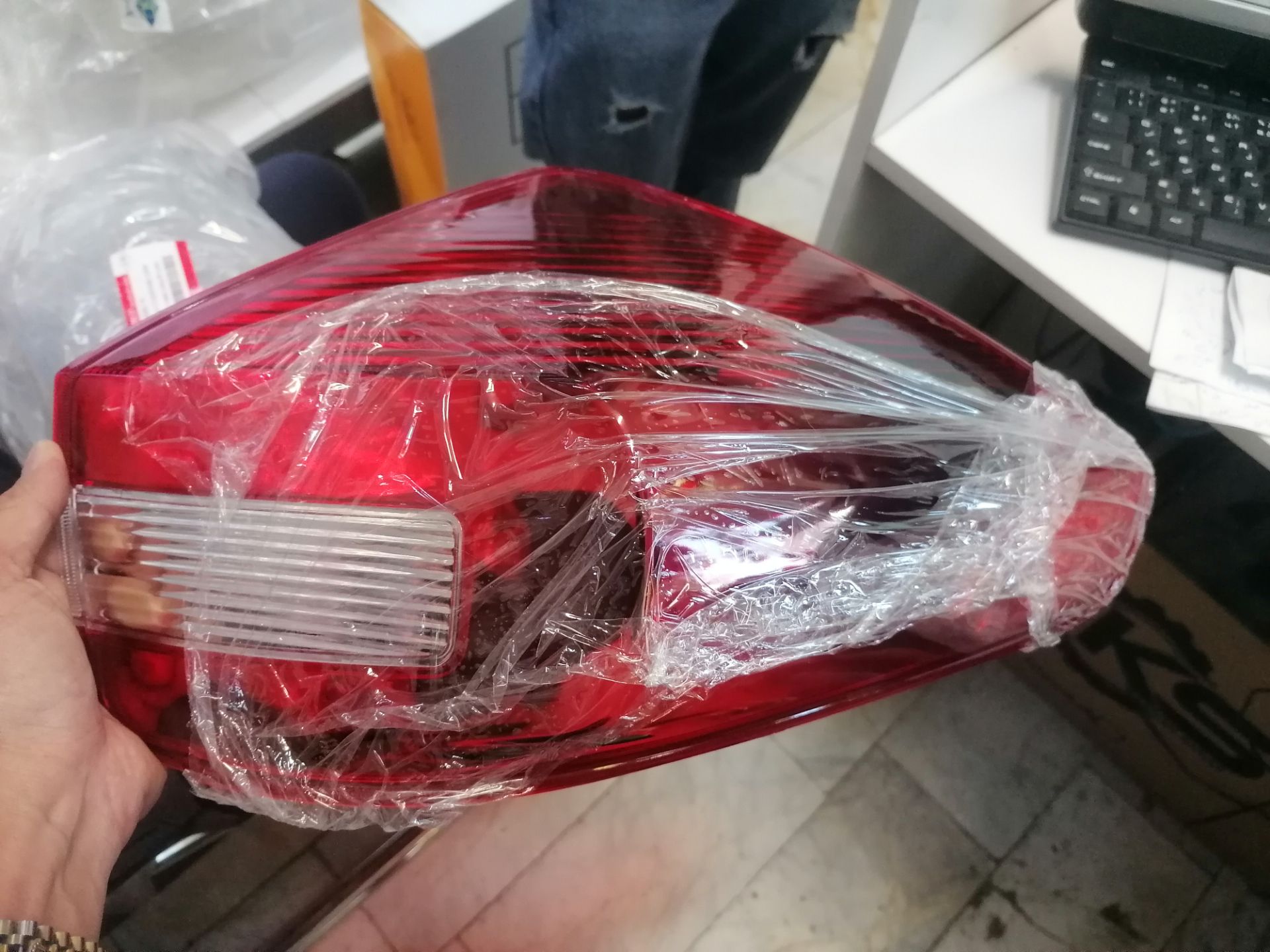 طلق خطر چپ ام وی ام ایکس 22 MVM X22